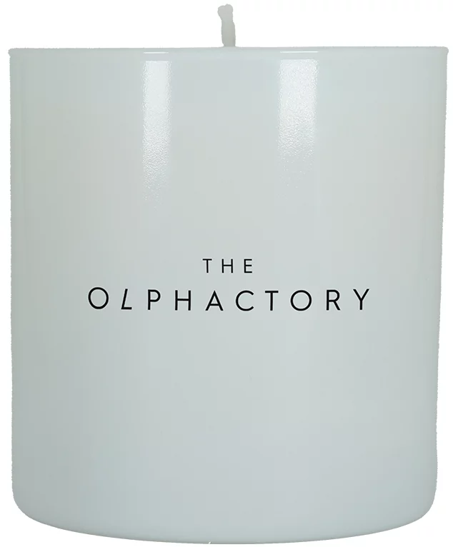 Свеча ароматическая The Olphactory White insignia Musk silhouette 60 часов горения Ambientair — изображение 2