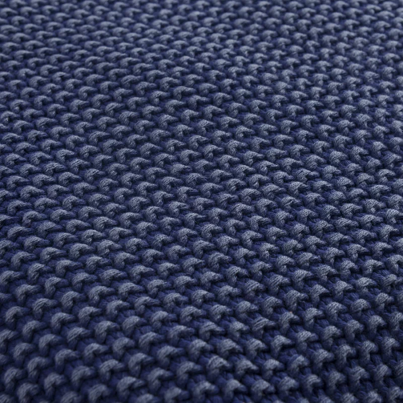 Плед из стираного хлопка Essential 180X130 CM тёмно-синего цвета Tkano — изображение 5